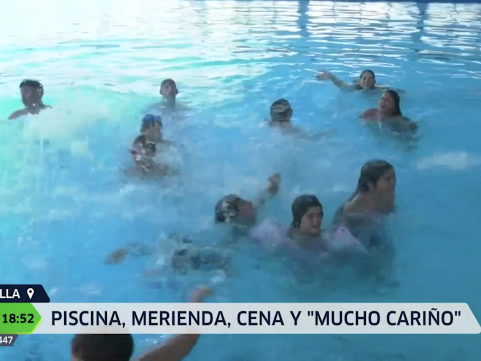 Reportaje: "Escuela de verano en el Polígono Sur de Sevilla" (Andalucía Directo, 24.08.2023)