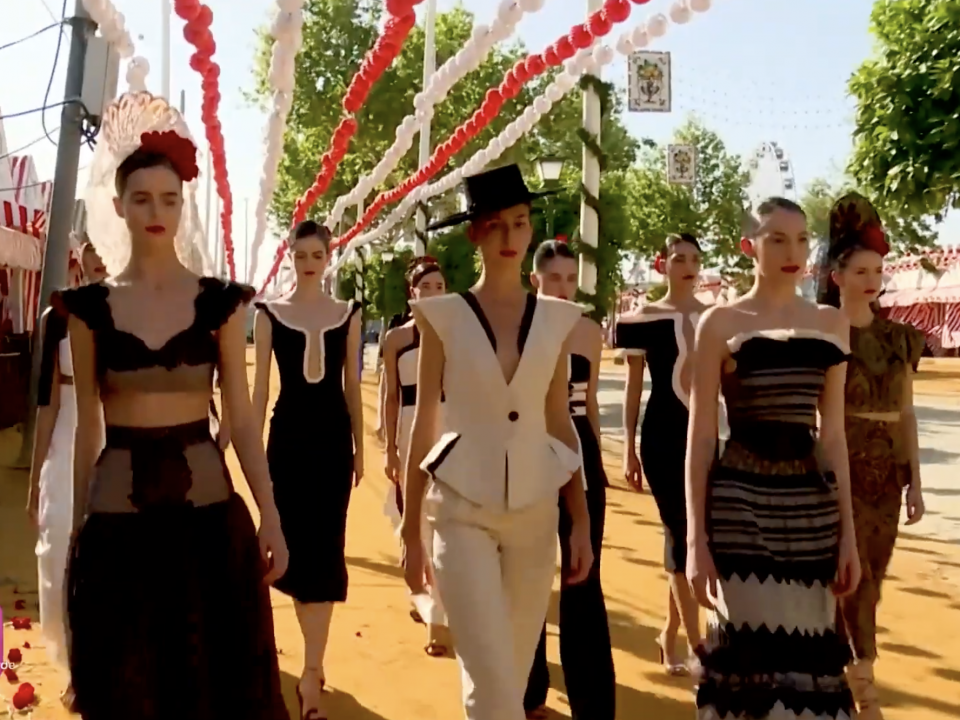 Vídeo: "Colección de Inés Domeq" (Andalucia de Tarde, Canal Sur 14.04.2024)