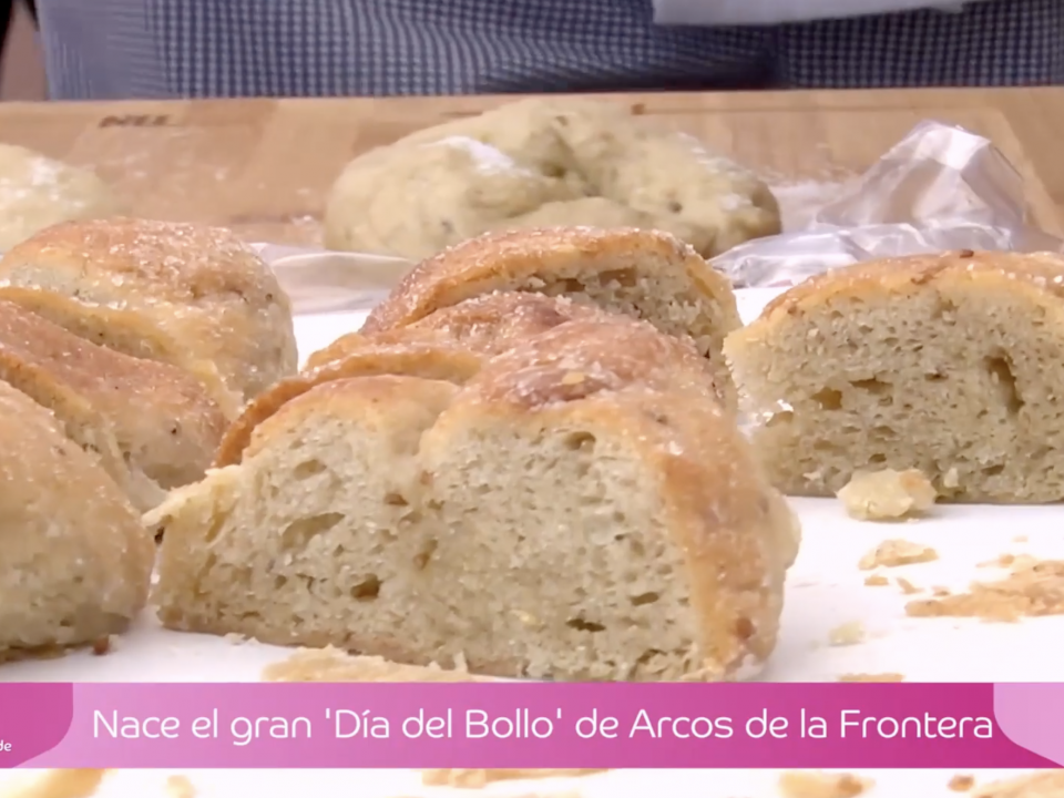 Directo + Vídeo: "El bollo de Arcos" (Andalucia de Tarde, Canal Sur 21.04.2024)